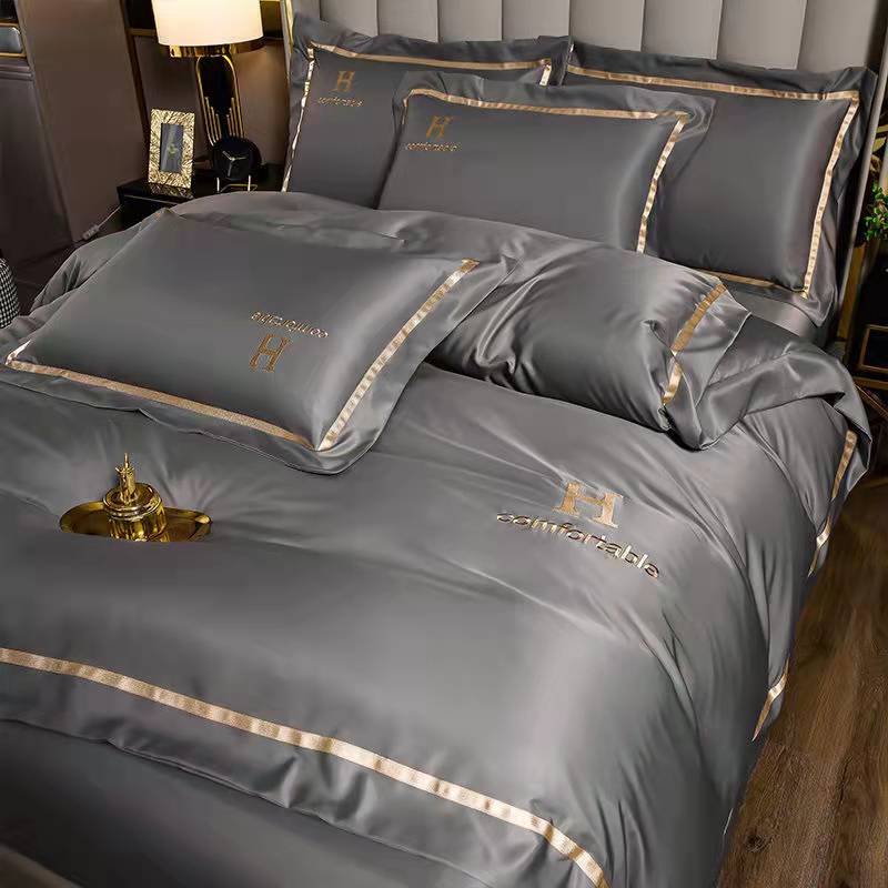 High quality Comfortable Silk ice silk Four-Piece Suit  Bed Supplies