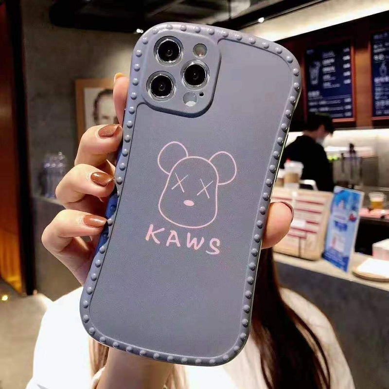 Cute bear waist design phone case