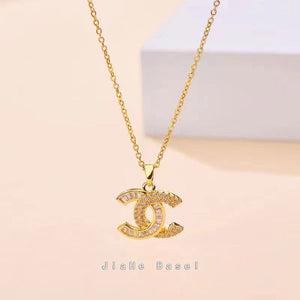 Advanced design, light luxury, double-layer letter clavicle chain