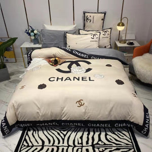 Luxury 100% cotton  four-piece Bedding Set