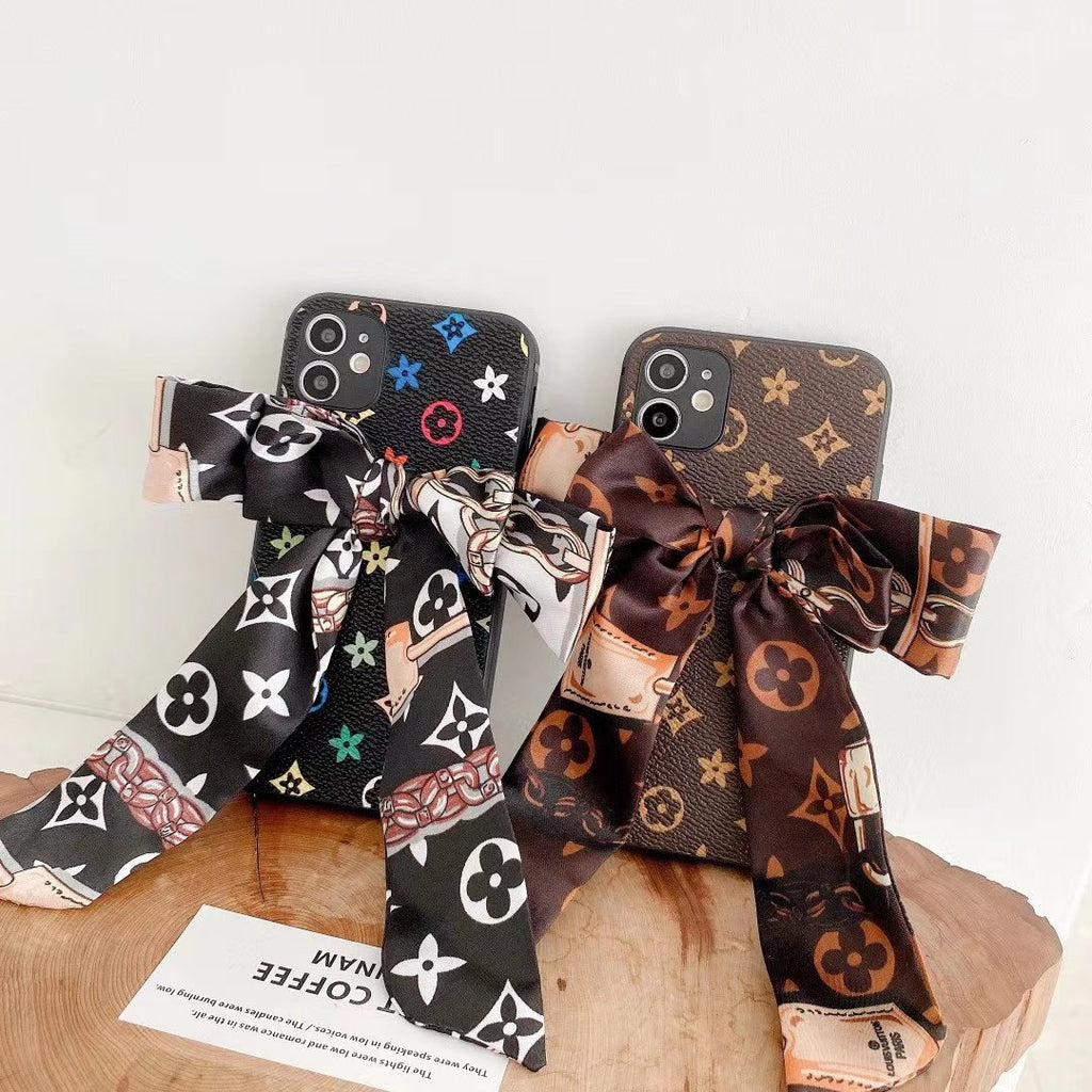 Retro pattern bow phone case