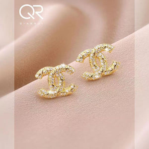 Small fragrant diamond pearl earrings