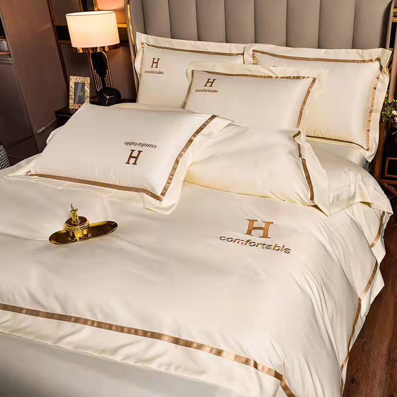 High quality Comfortable Silk ice silk Four-Piece Suit  Bed Supplies