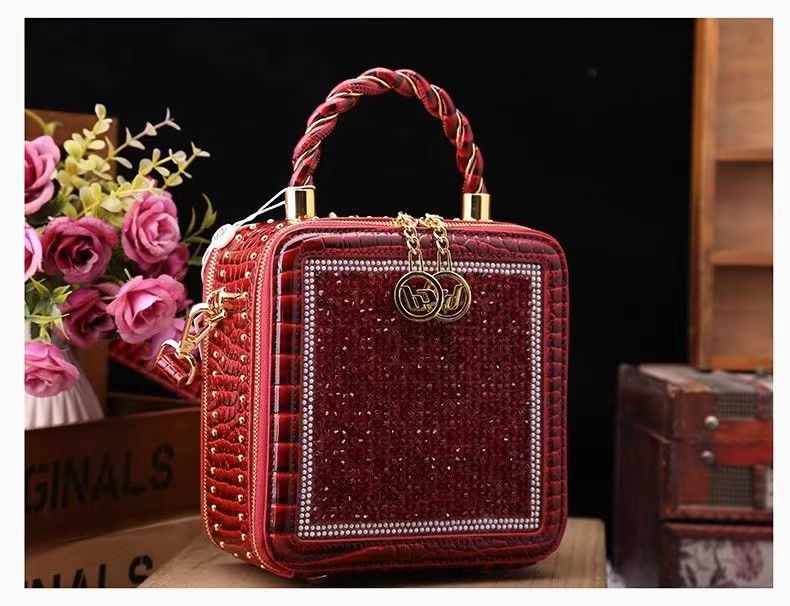 2023 Diamond square handbag