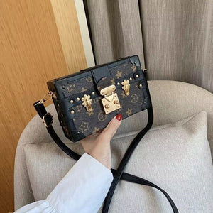 Vintage cross-body premium bags