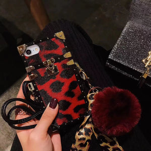 Leopard hair ball lanyard phone case