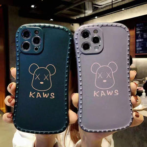 Cute bear waist design phone case