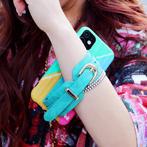 LUXURIOUS WRISTBAND PHONE CASE