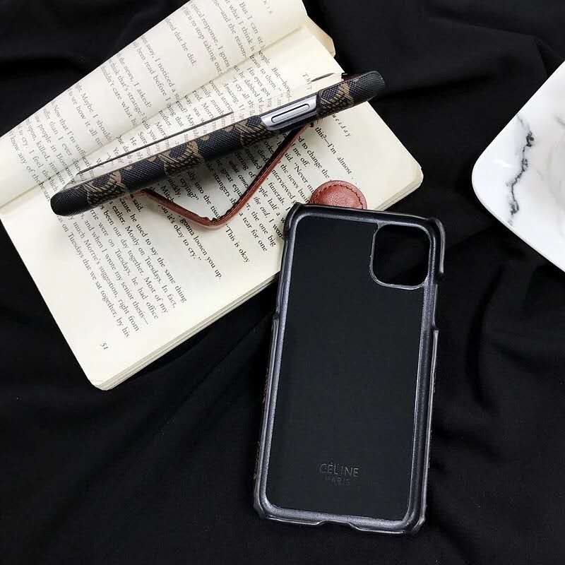 Fashion Genuine Leather Wristband Phone Case