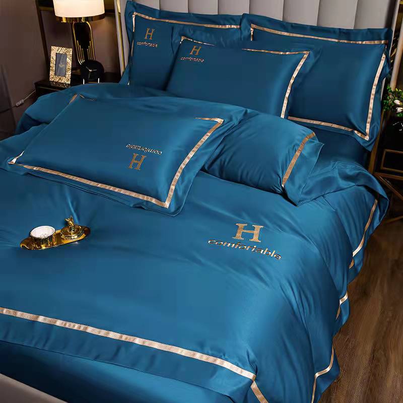 High quality Comfortable Silk ice silk Four-Piece Suit  Bed Supplies