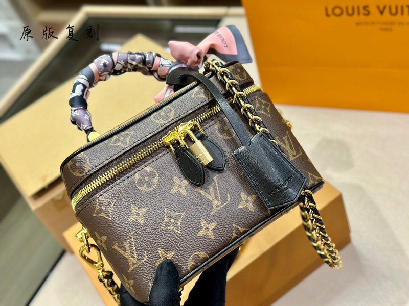 2023 VL handbag -205