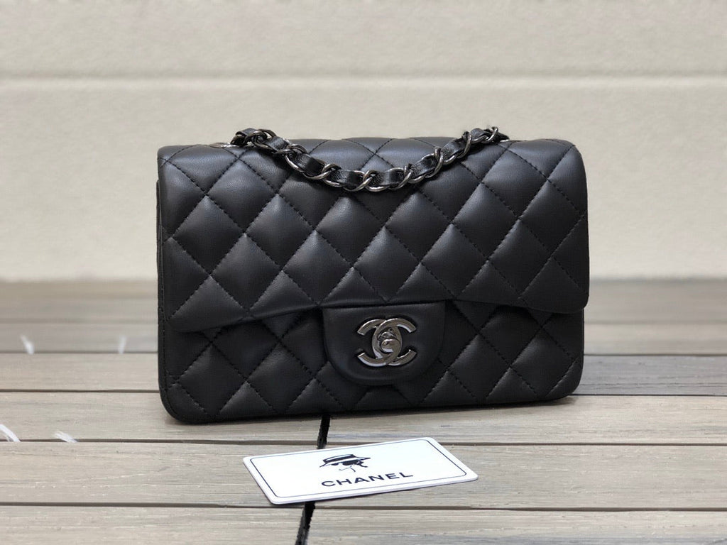 Chanel 20 cm