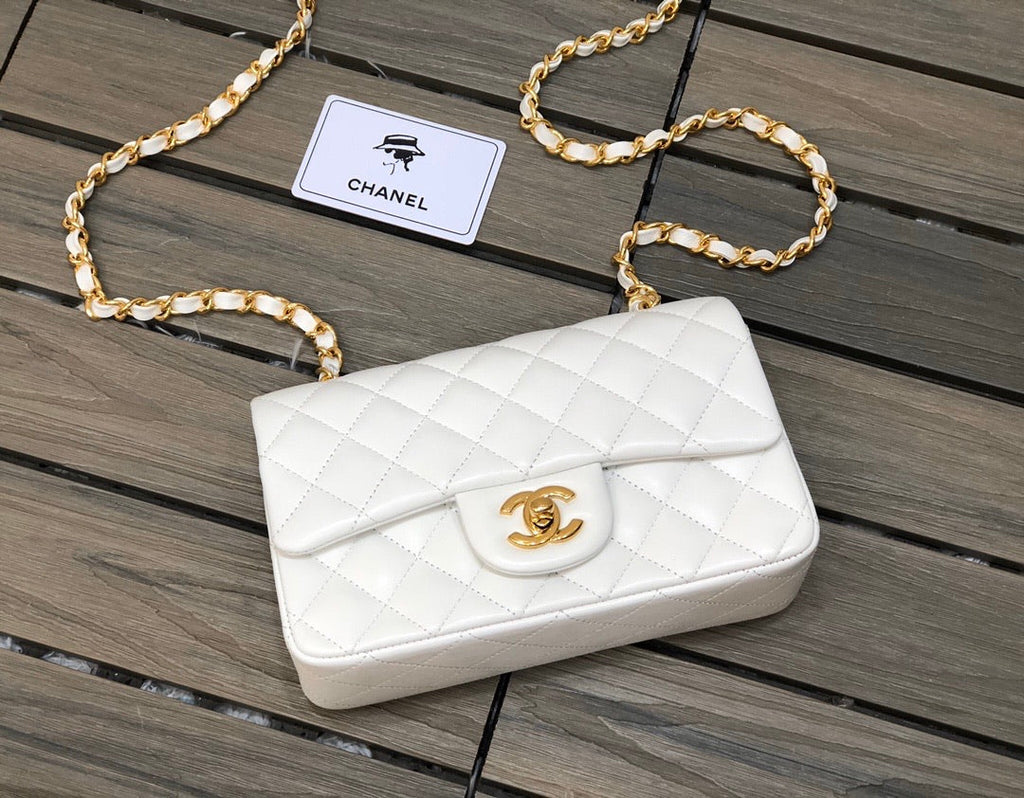 Chanel white 20cm