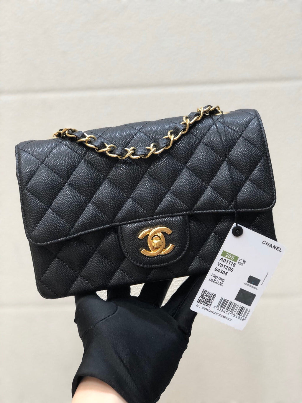 Chanel caviar 20 cm